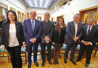 Ο Δήμαρχος Πειραιά Γιάννης Μώραλης στην εκδήλωση κοπής πίτας του Ε.Β.Ε.Π.