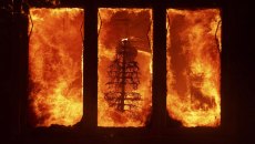 Έναν χρόνο μετά τις πυρκαγιές, η τοξική σκόνη στοιχειώνει το Λος Άντζελες