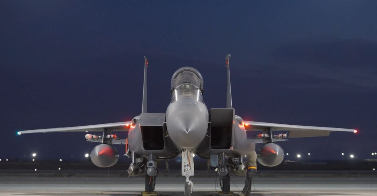 Οι ΗΠΑ επιβεβαιώνουν την επίθεση στη Συρία με βίντεο