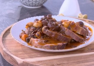 Συνταγή: Μοσχαρίσιο νουά με σάλτσα μπουργκινιόν