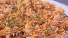 Συνταγή: Γιουβέτσι χταπόδι στην κατσαρόλα με κοκκάρια