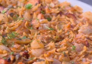 Συνταγή: Γιουβέτσι χταπόδι στην κατσαρόλα με κοκκάρια