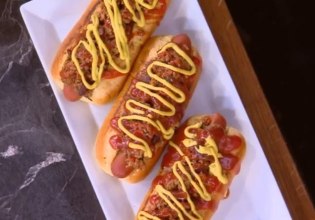 Συνταγή: Hot Dog με chili con carne
