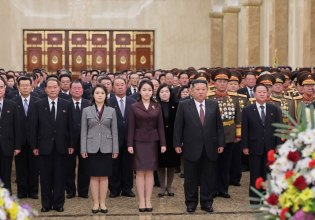 Βόρεια Κορέα: Πρώτη επίσημη επίσκεψη της κόρης του Κιμ Γιονγκ Ουν στο οικογενειακό μαυσωλείο