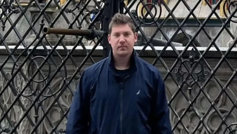 Κρήτη: Άφαντος ο 33χρονος γιατρός – «Δεν θα σταματήσουμε μέχρι να τον βρούμε», λέει η μητέρα του