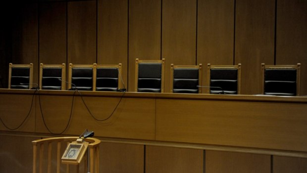 Υποκλοπές: Η Krikel, τα εικονικά τιμολόγια και ο λογιστής που ουδέποτε κλήθηκε να καταθέσει στην έρευνα