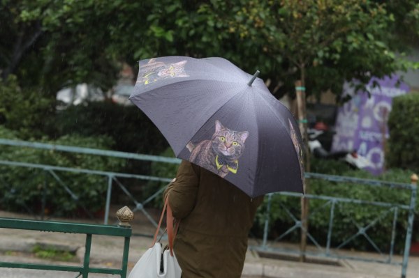 Καιρός: Σταθερές θερμοκρασίες και κατά τόπους βροχοπτώσεις – Αναλυτικά η πρόγνωση για το Σαββατοκύριακο