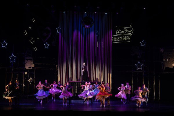 Το GREASE έρχεται απευθείας από το Λονδίνο στο Christmas Theater! 14 έως 22 Φεβρουαρίου 2026