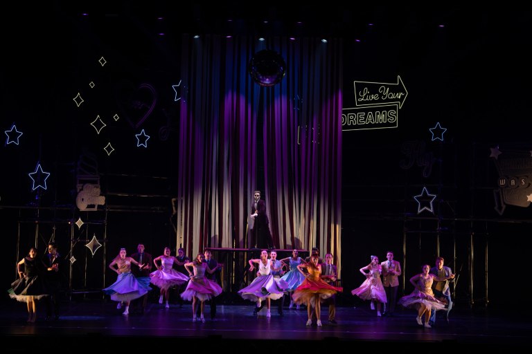 Το GREASE έρχεται απευθείας από το Λονδίνο στο Christmas Theater! 14 έως 22 Φεβρουαρίου 2026