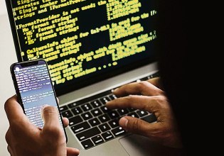 Δίκη υποκλοπών: Τι αγορές έδειξε η κάρτα που στάλθηκε το μολυσμένο SMS στον Ανδρουλάκη – Η «σύμπτωση» με το ξήλωμα της Intellexa