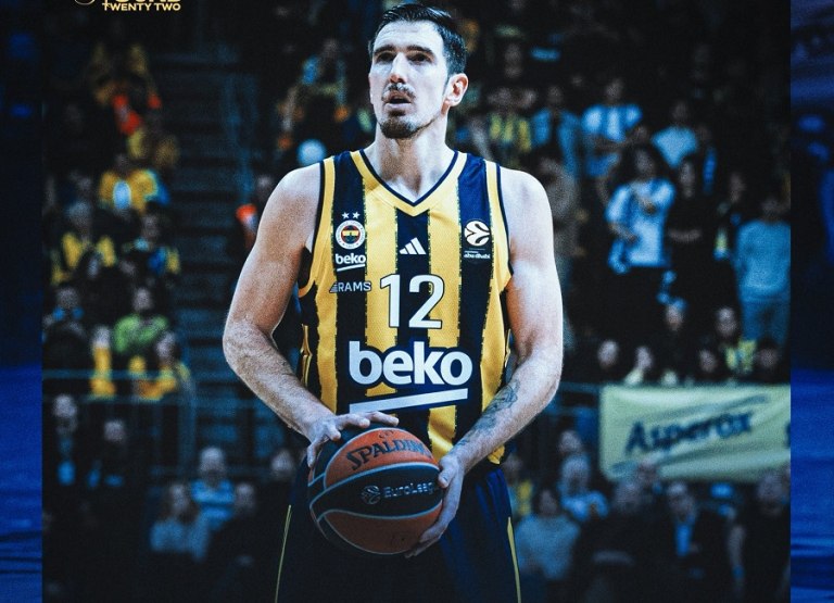 Φενέρμπαχτσε – Βαλένθια 82-79: Σπουδαία νίκη, με κορυφαίο τον Ντε Κολό, η ομάδα του Σάρας!