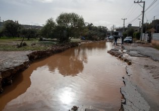 Όταν ο πολεοδομικός σχεδιασμός αγνοεί ρέματα και μορφολογική ιστορία – Τι λέει ο Λέκκας
