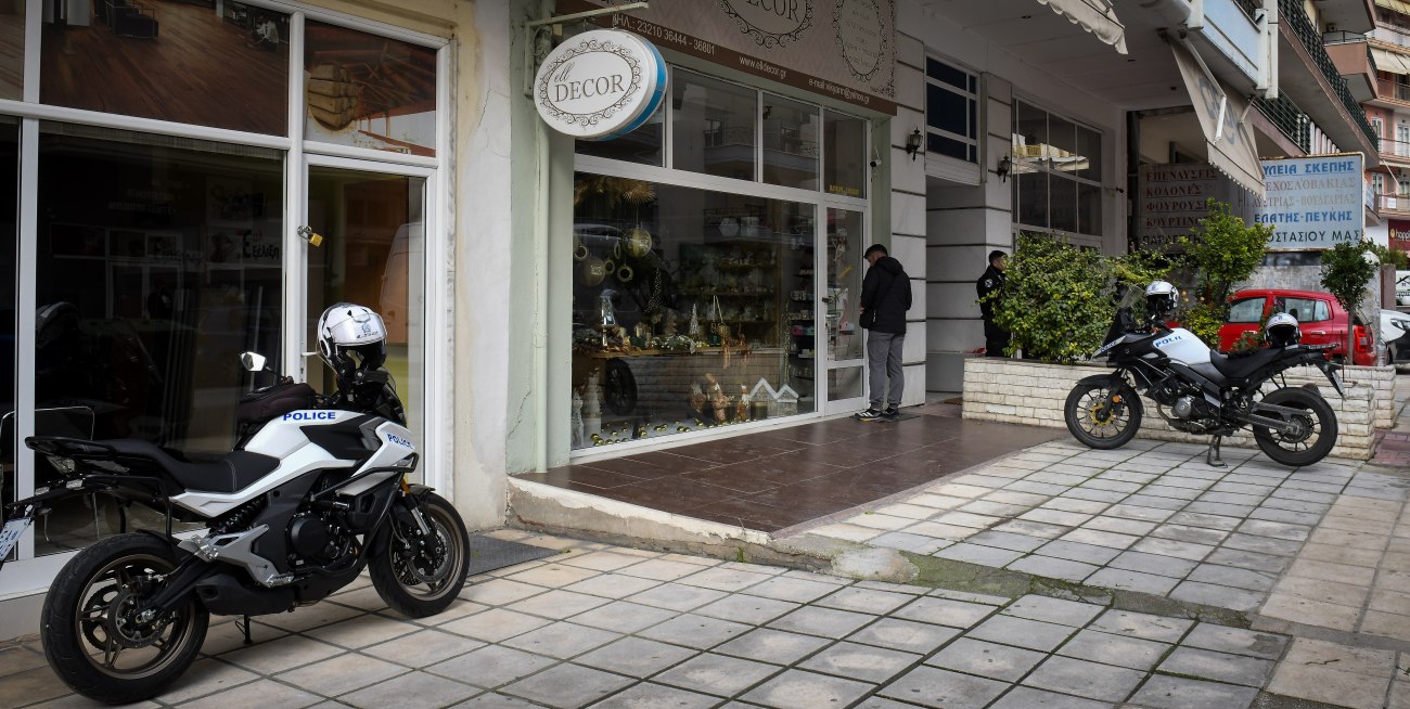 Πώς συνέβη η τραγωδία στις Σέρρες – Ο 17χρονος ξεψύχησε στα σκαλιά του υπογείου