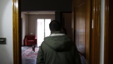 ΙΝΕ-ΓΣΕΕ: Η κατοικία από κοινωνικό δικαίωμα μετατρέπεται σε μέσο κοινωνικού αποκλεισμού