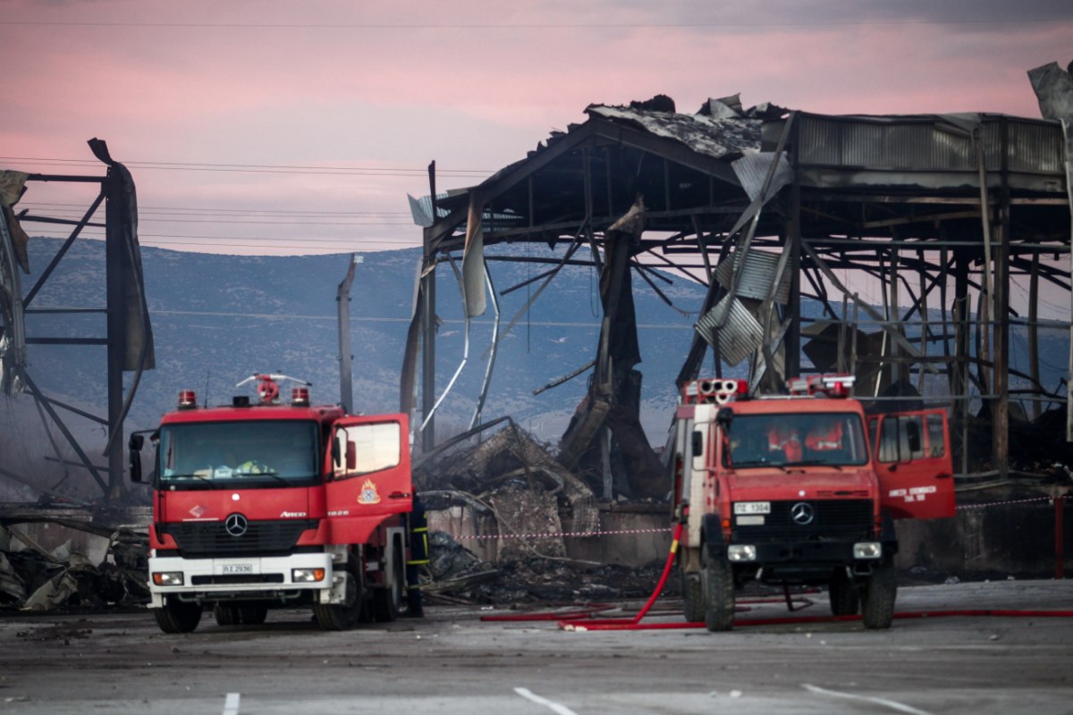 Ηράκλειο: Εκατοντάδες φάκελοι σε αναμονή στα υποστελεχωμένα γραφεία Πυρασφάλειας της Π.Υ. – Τι λένε οι ειδικοί