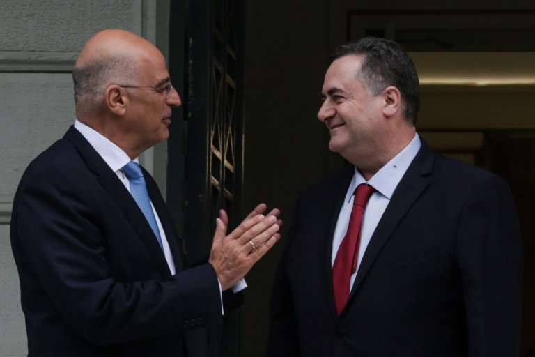 Συνάντηση Δένδια – Κατζ με ατζέντα εξοπλιστικά και ενίσχυση της αμυντικής συνεργασίας Ελλάδας – Ισραήλ