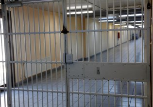 Θεσσαλονίκη: Στη φυλακή 24χρονος που παρέσυρε και σκότωσε 27χρονη δύο μέρες πριν τον γάμο της