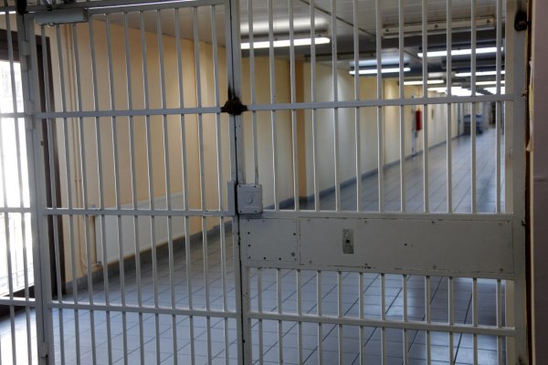 Θεσσαλονίκη: Στη φυλακή 24χρονος που παρέσυρε και σκότωσε 27χρονη δύο μέρες πριν τον γάμο της