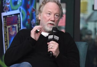 Κανείς δεν ξέρει που βρίσκεται ο Τίμοθι Μπάσφιλντ 3 ημέρες μετά την έκδοση εντάλματος σύλληψης για παιδική κακοποίηση