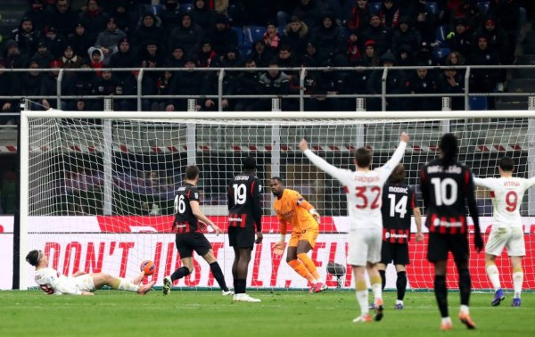 Mίλαν – Τζένοα 1-1: Γκέλα των Ροσονέρι σε ματς – ροντέο