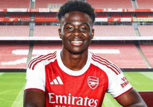 Ανανεώνει με την Άρσεναλ ο Σάκα – Μέχρι πότε θα υπογράψει