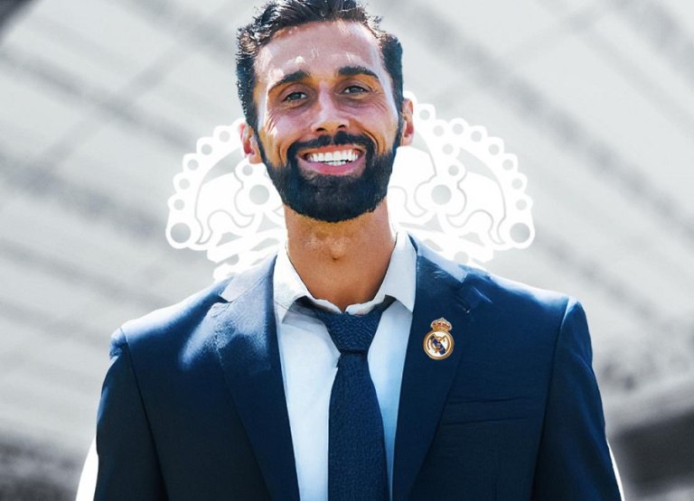 Τέλος από τη Ρεάλ ο Τσάμπι Αλόνσο, αναλαμβάνει ο Αρμπελόα!