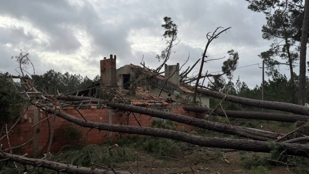 Κακοκαιρία Κριστίν: Τουλάχιστον τρεις νεκροί στην Πορτογαλία – Σφοδρό πλήγμα και στην Ισπανία