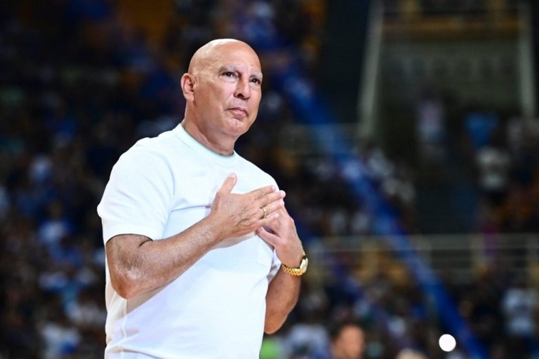 Συλλυπητήρια Νίκου Γκάλη: «Είναι εξαιρετικά λυπηρό να χάνουν τη ζωή τους νέοι άνθρωποι» (pic)