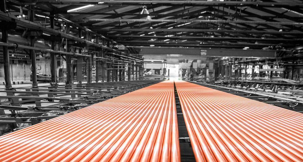 Ιστορικό ρεκόρ για τον χαλκό, αγώνας δρόμου για νέες προμήθειες