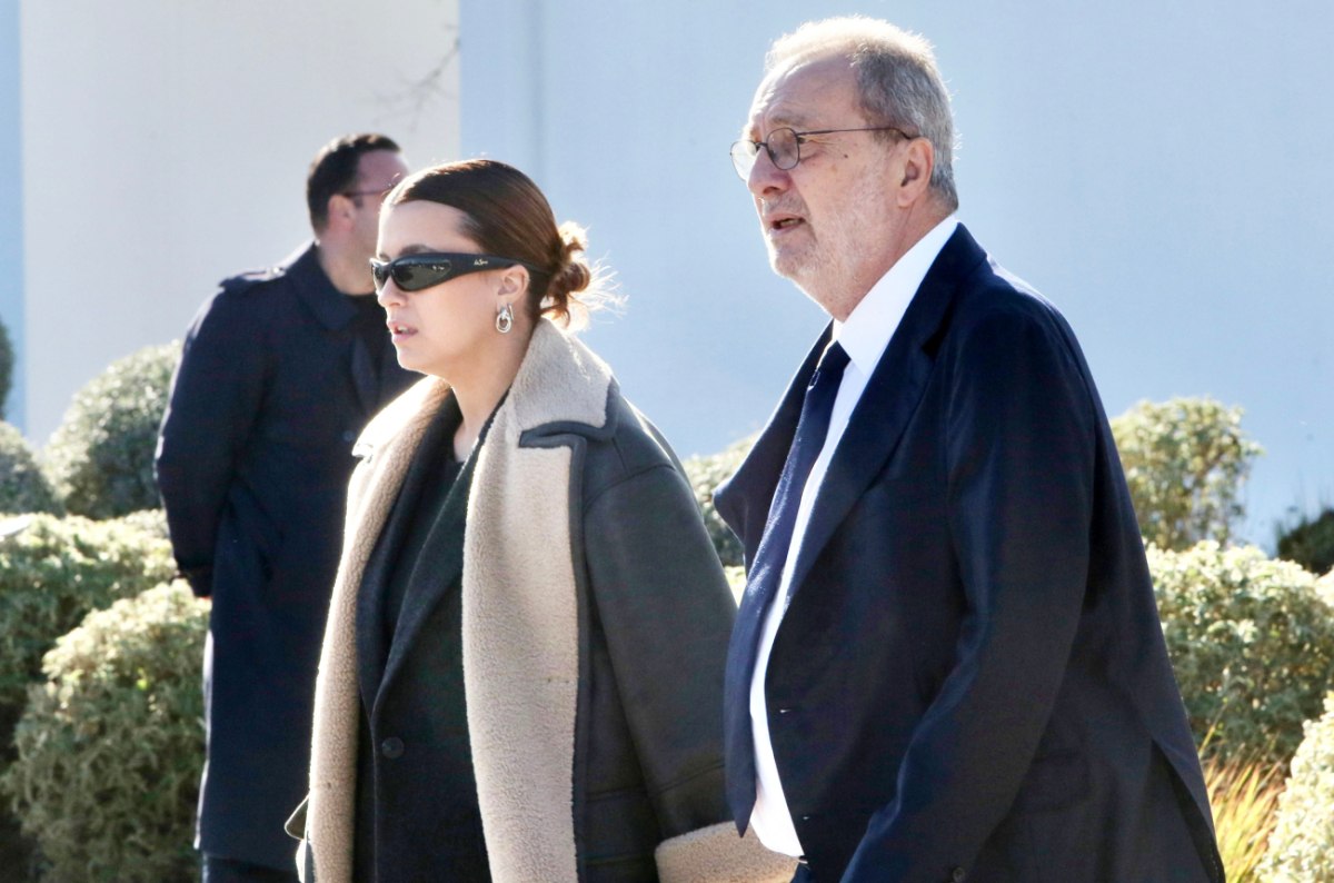 Ήταν ο ορισμός του αυθεντικού ανθρώπου: «Έσπασε» ο Στρατής Λιαρέλης στον συγκλονιστικό επικήδειό του για τον Γιώργο Παπαδάκη