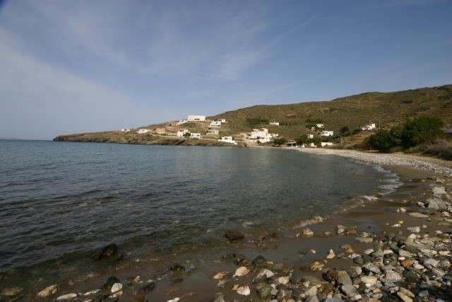 Κεντρικές παραλίες της Τήνου γίνονται πλέον πλήρως προσβάσιμες