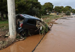 ΠΑΣΟΚ: Η κακοκαιρία δεν είναι «έκπληξη», έκπληξη είναι που η πρόληψη μένει πίσω
