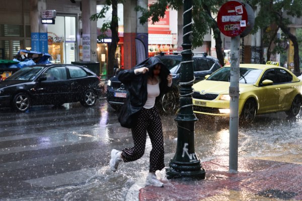 Αττική: Ήχησε το 112 για επικίνδυνα φαινόμενα