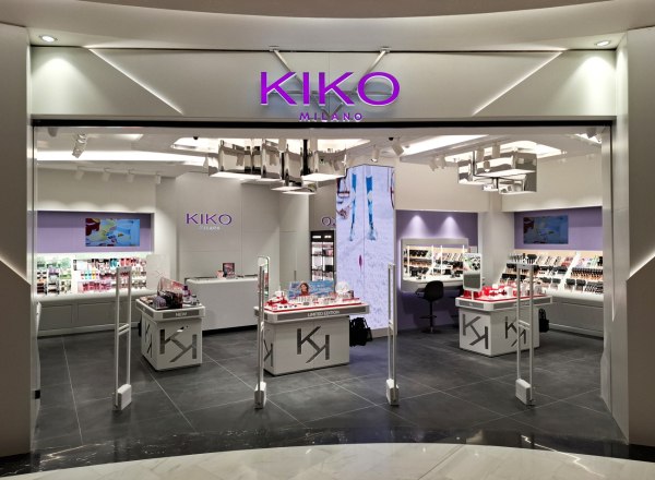 Ο Όμιλος Φάις διευρύνει το διεθνές του αποτύπωμα σε 6 αγορές, με την είσοδο στην Τσεχία