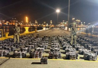 Κατάσχεση – μαμούθ στον Παναμά με περισσότερους από 5 τόνους να πέφτουν στα χέρια των αρχών