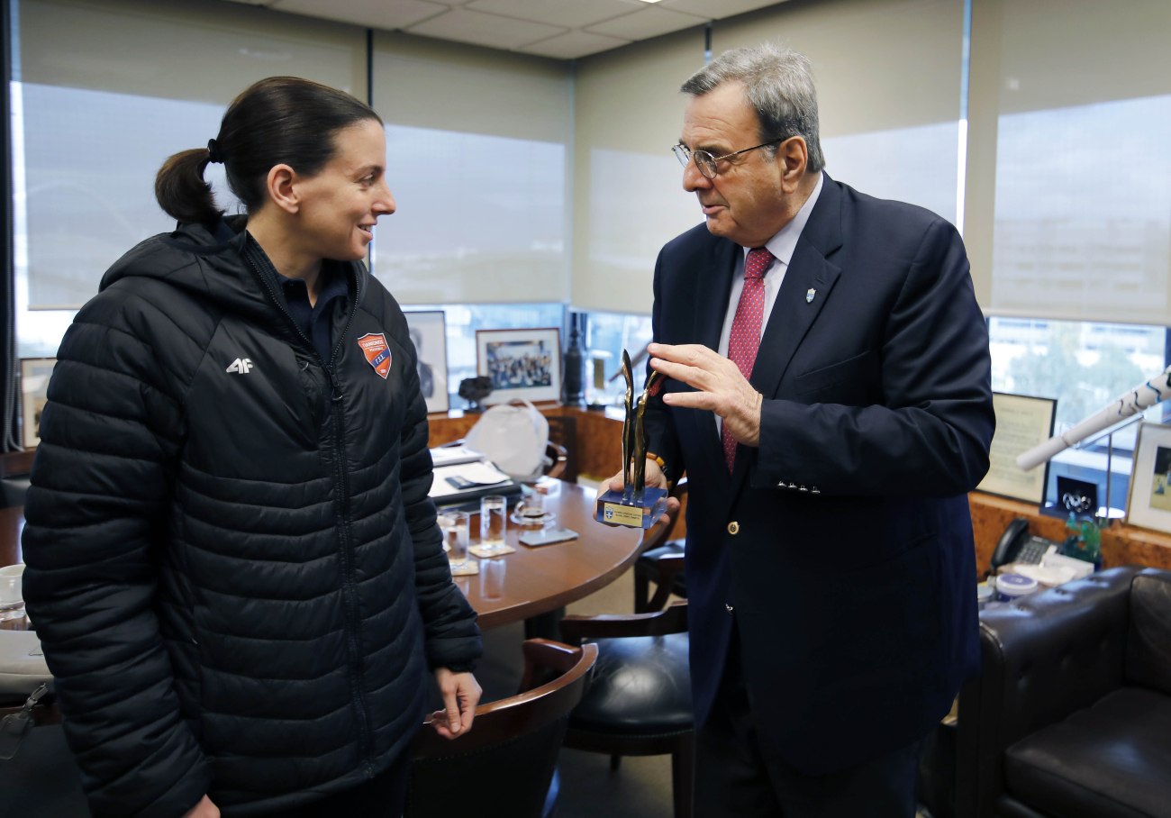 Η Ιωάννα Καρέλια θα στηρίξει αθλητές για να προκριθούν στους Ολυμπιακούς Αγώνες του Λος Αντζελες