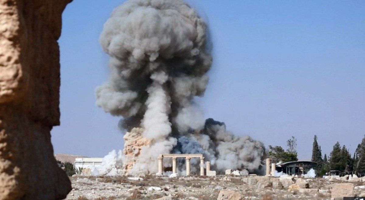 Η βιομηχανία του «σκοτεινού τουρισμού»: Γιατί οι νέοι επισκέπτονται τόπους καταστροφής;