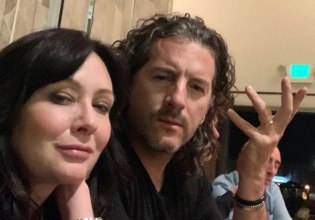 Σάνεν Ντόχερτι: Πικρή δικαστική μάχη 18 μήνες από τον θάνατο της – Η περιουσία, ο πρώην σύζυγος και η προδοσία