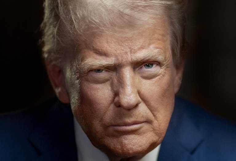 Με μία ανάρτησή του στο Truth Social, ο Τραμπ έχρισε τον εαυτό του «εν ενεργεία πρόεδρο της Βενεζουέλας»