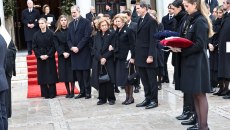 Πριγκίπισσα Ειρήνη: Το τελευταίο «αντίο» στη Μητρόπολη Αθηνών – Σε στενό οικογενειακό κύκλο η ταφή στο Τατόι