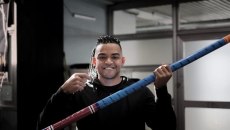 Με νέα κοντάρια για υψηλότερες «κορυφές» ο Εμμανουήλ Καραλής