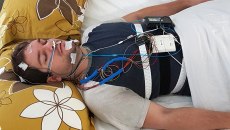 Μοντέλο ΑΙ προβλέπει τον κίνδυνο δεκάδων ασθενειών από τις καταγραφές ύπνου