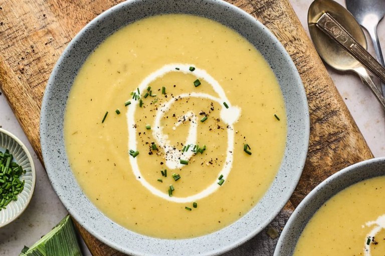 Συνταγή: Βελούδινη πρασόσουπα