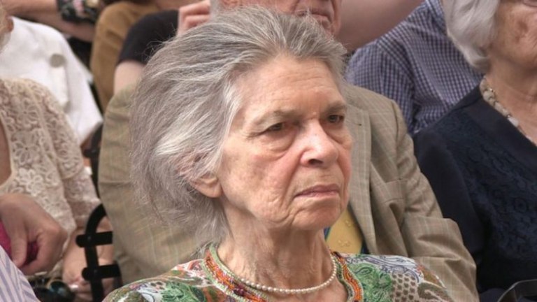 Πριγκίπισσα Ειρήνη: Δίπλα από τον αδερφό της Κωνσταντίνο στο Τατοϊ η ταφή της