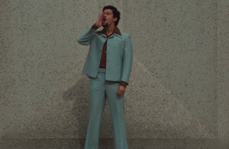 Ο Ντόναλντ Τραμπ λέει «όχι» στο Super Bowl και στοχοποιεί Bad Bunny και Green Day