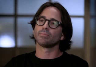 Γισραέλ Άινχορν: Το Ισραήλ εκδίδει ένταλμα σύλληψης σε βάρος πρώην συμβούλου του Νετανιάχου – Η σχέση του με την Ελλάδα