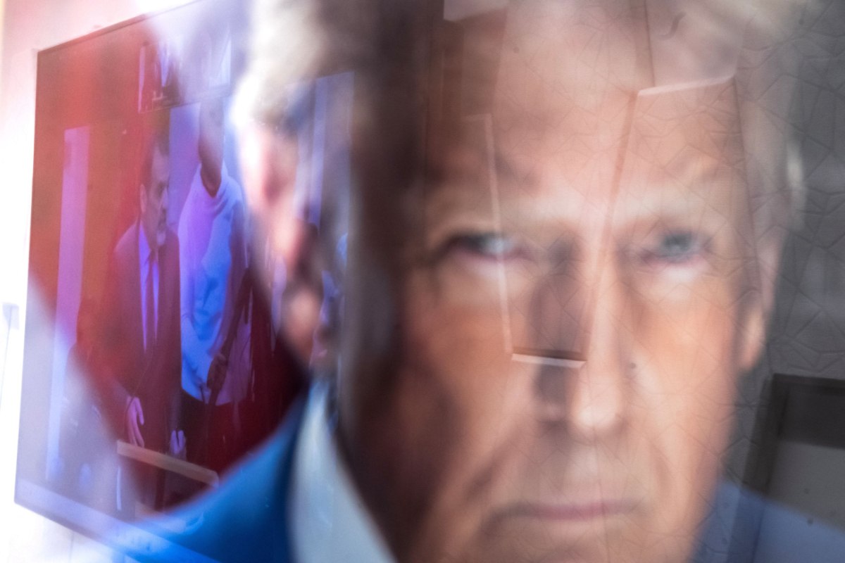 Η κατευναστική στάση απέναντι στον Τραμπ τον κάνει κάθε μέρα πιο επικίνδυνο