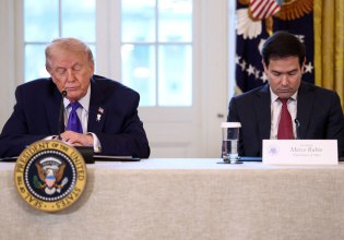 Ντόναλντ Τραμπ: «Αν δεν πάρουμε τη Γροιλανδία, τότε θα το κάνουν Ρωσία ή Κίνα»