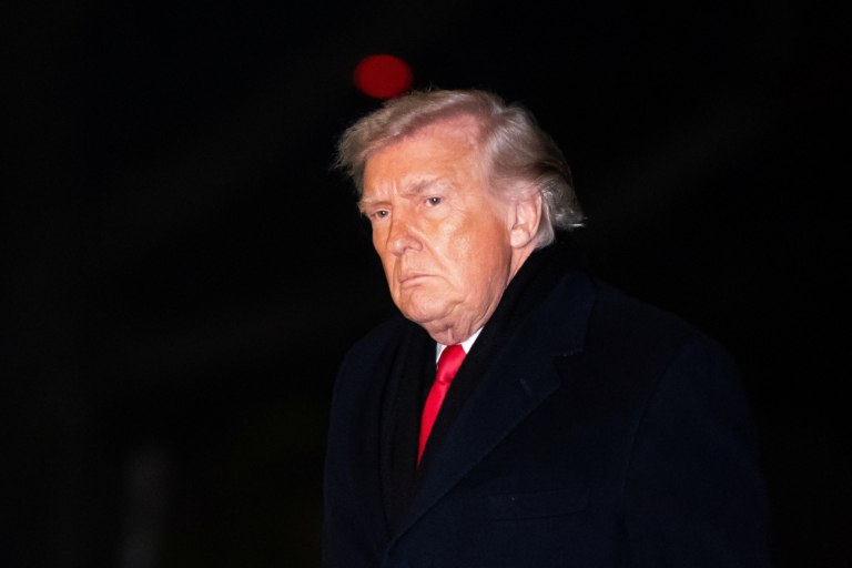 Ο Τραμπ έδωσε 10 υποσχέσεις πριν από ένα χρόνο – Τι συνέβη από τότε;