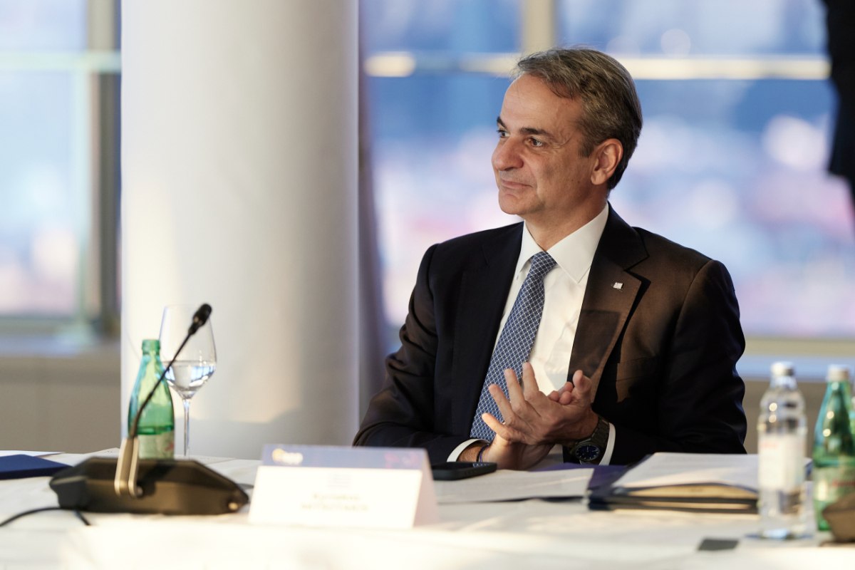 Μητσοτάκης για Ίμια: Στο Αιγαίο δεν υπάρχουν «γκρίζες ζώνες» – Τιμή στη μνήμη των πεσόντων